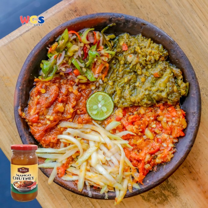 TAARA Indian Seasoning Hot Mango Chutney Sauce 250g - Spicy Mango Sauce